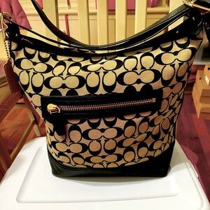 Coach Legacy Duffle bag with no callouts or stains EUC